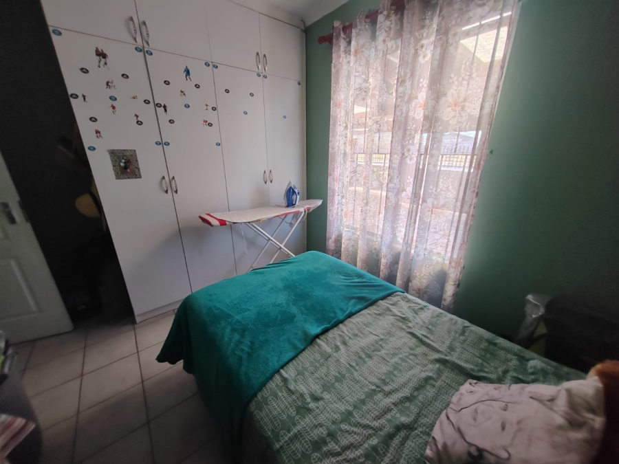 3 Bedroom Property for Sale in Perm Gardens Western Cape